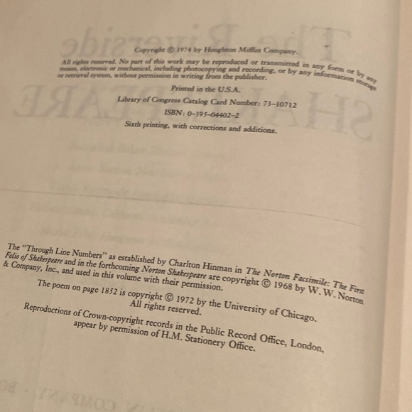 “The Riverside Shakespeare,” oversized Hardcover - Picture 2 of 7